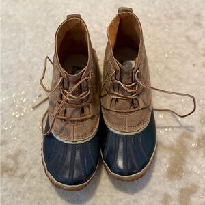 Sorel Out 'N About Waterproof Leather Ankle Boots women’s’ Sz 9
